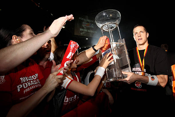 股势头延续 股势头延续